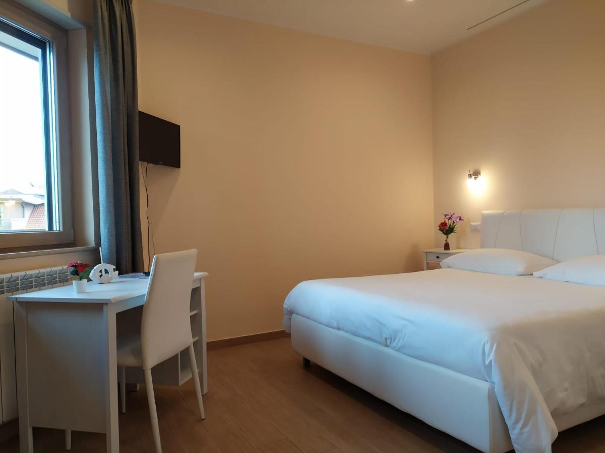 B&B "Croce Nivera" Вибо Валентия Екстериор снимка
