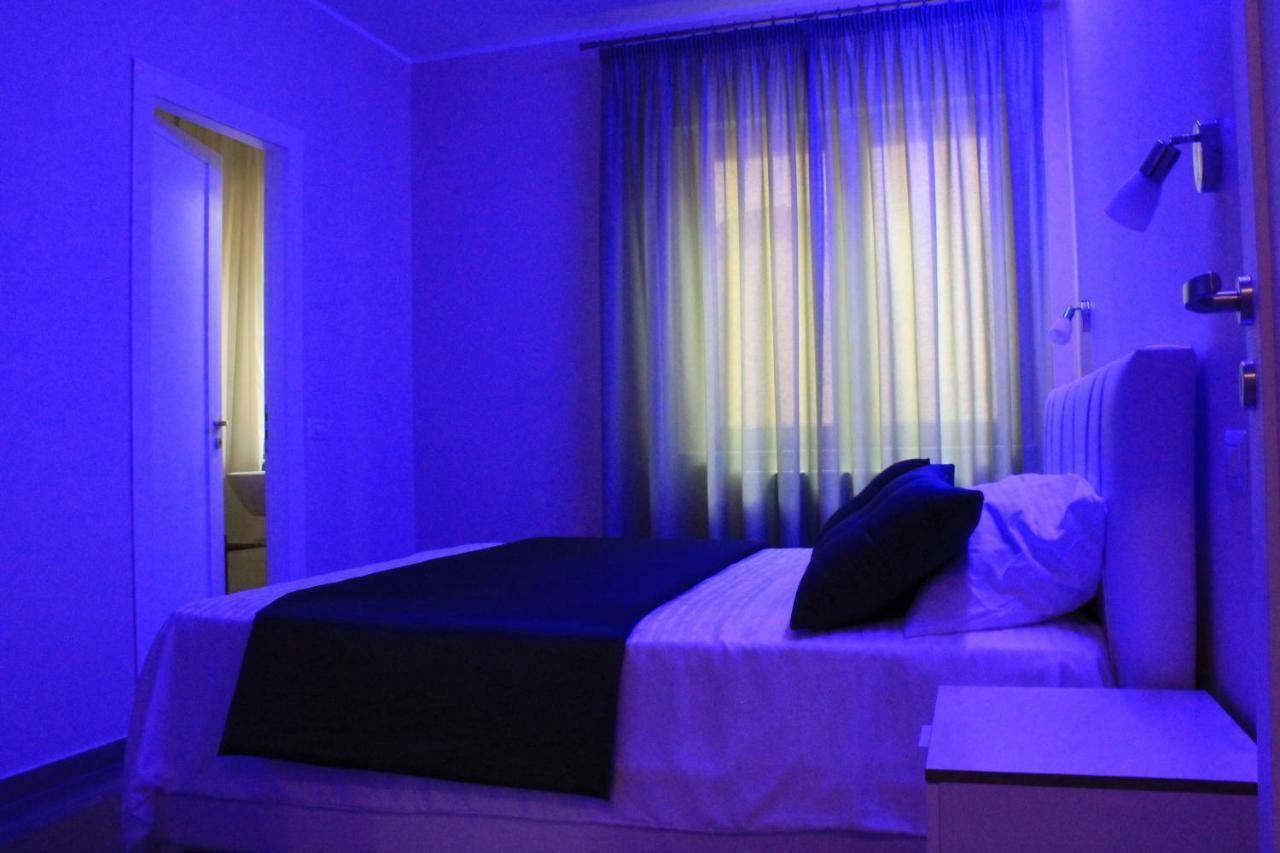 B&B "Croce Nivera" Вибо Валентия Екстериор снимка
