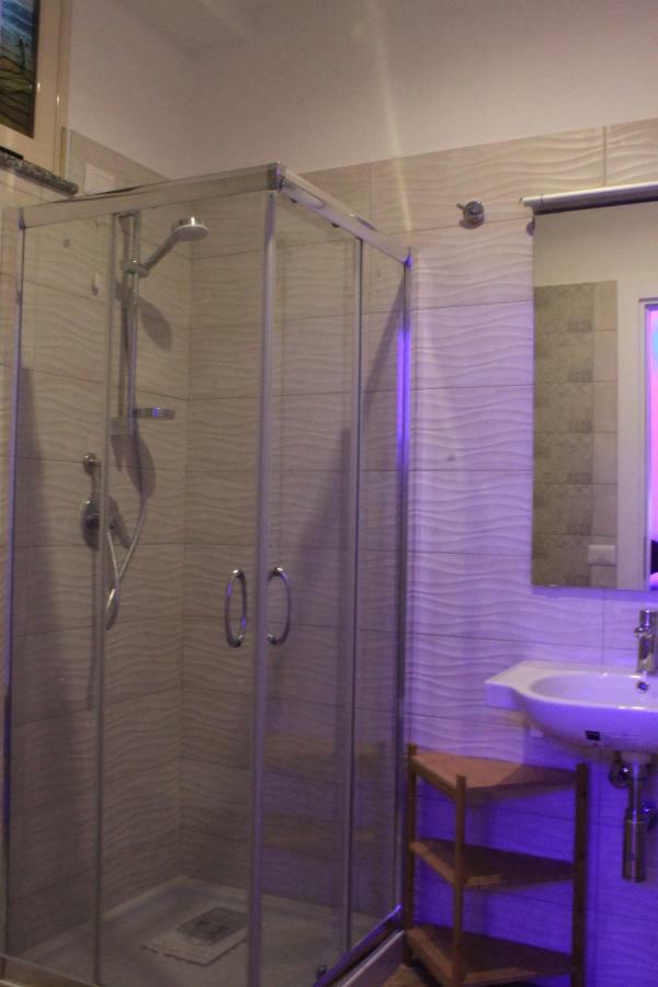 B&B "Croce Nivera" Вибо Валентия Екстериор снимка