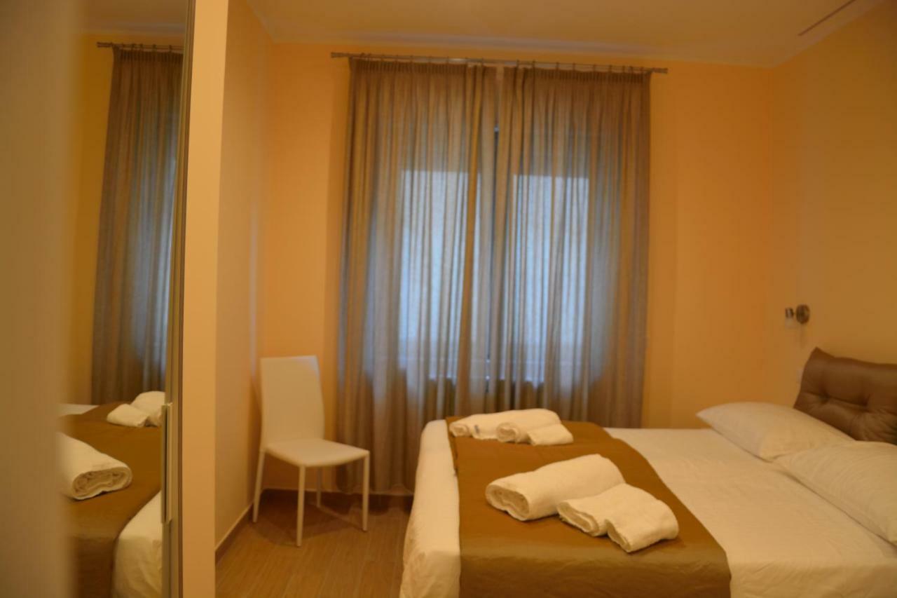 B&B "Croce Nivera" Вибо Валентия Екстериор снимка